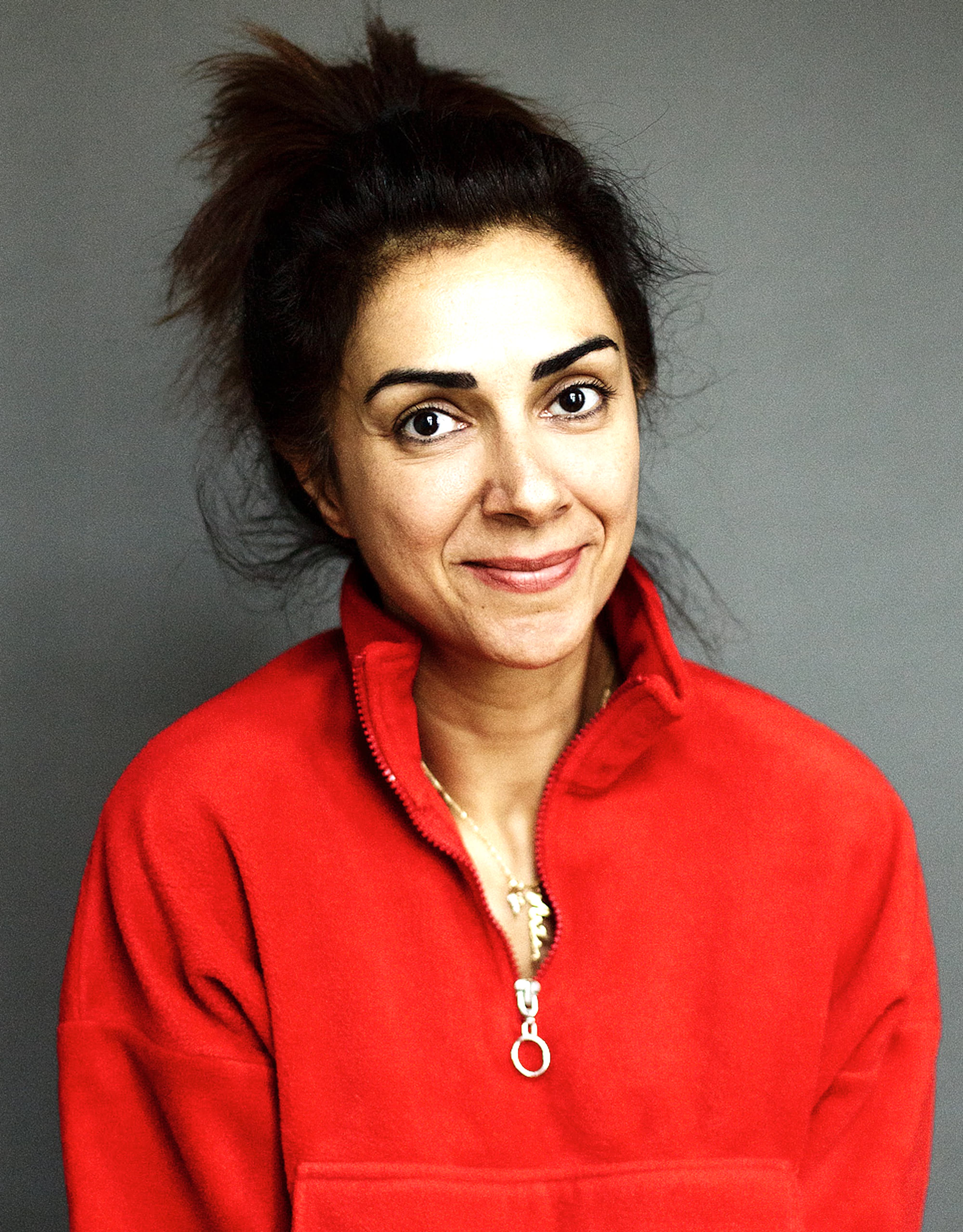 Taies Farzan | Oyuncu, Senarist, Prodüktör, Yönetmen